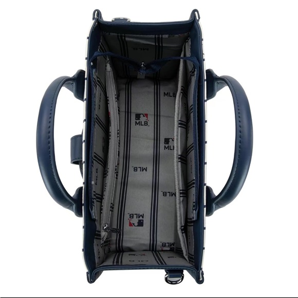 Yankees MLB hand bag - Picture 4 of 11